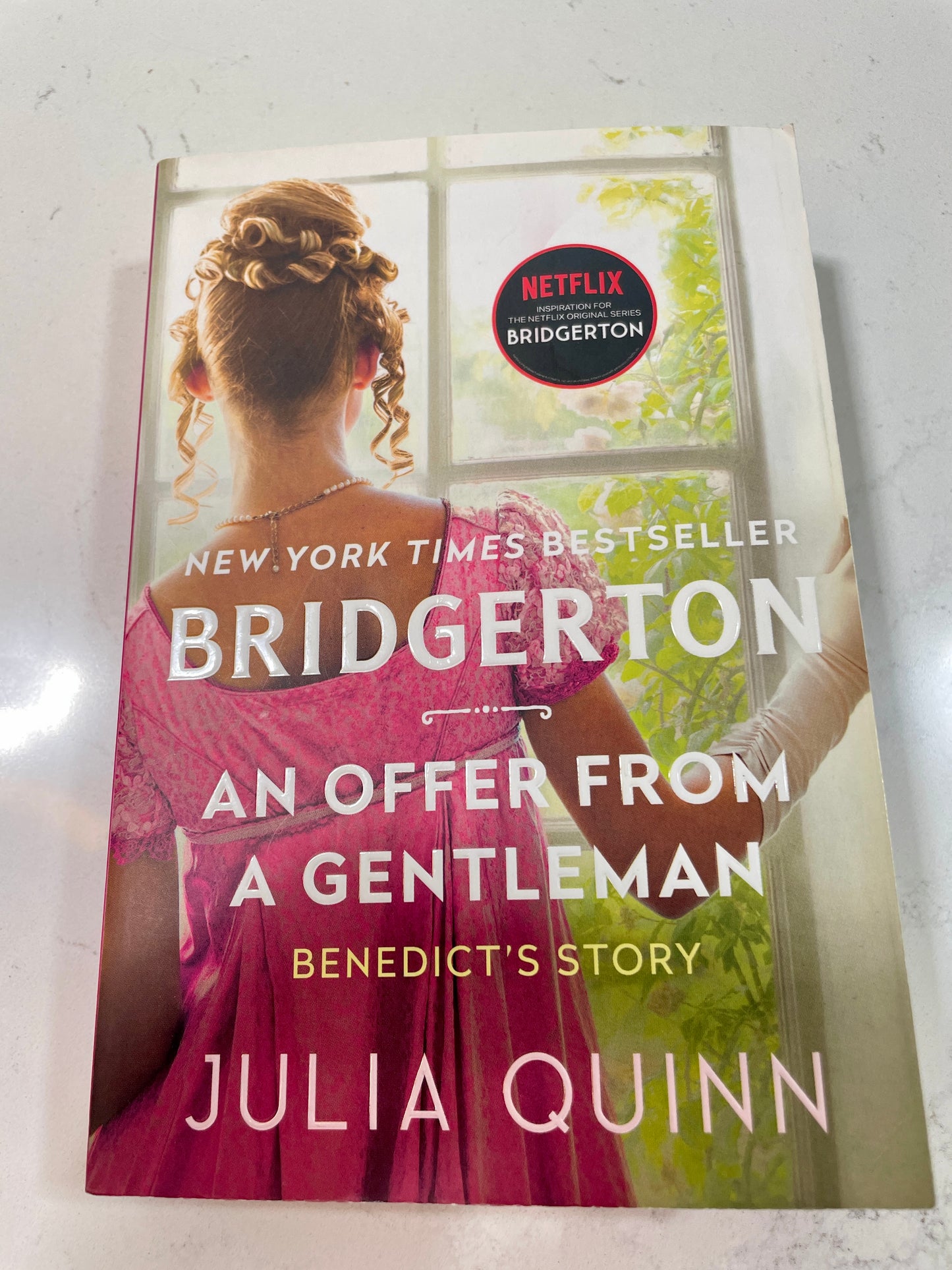 An Offer From A Gentleman written by Julia Quinn (A Bridgerton Novel)