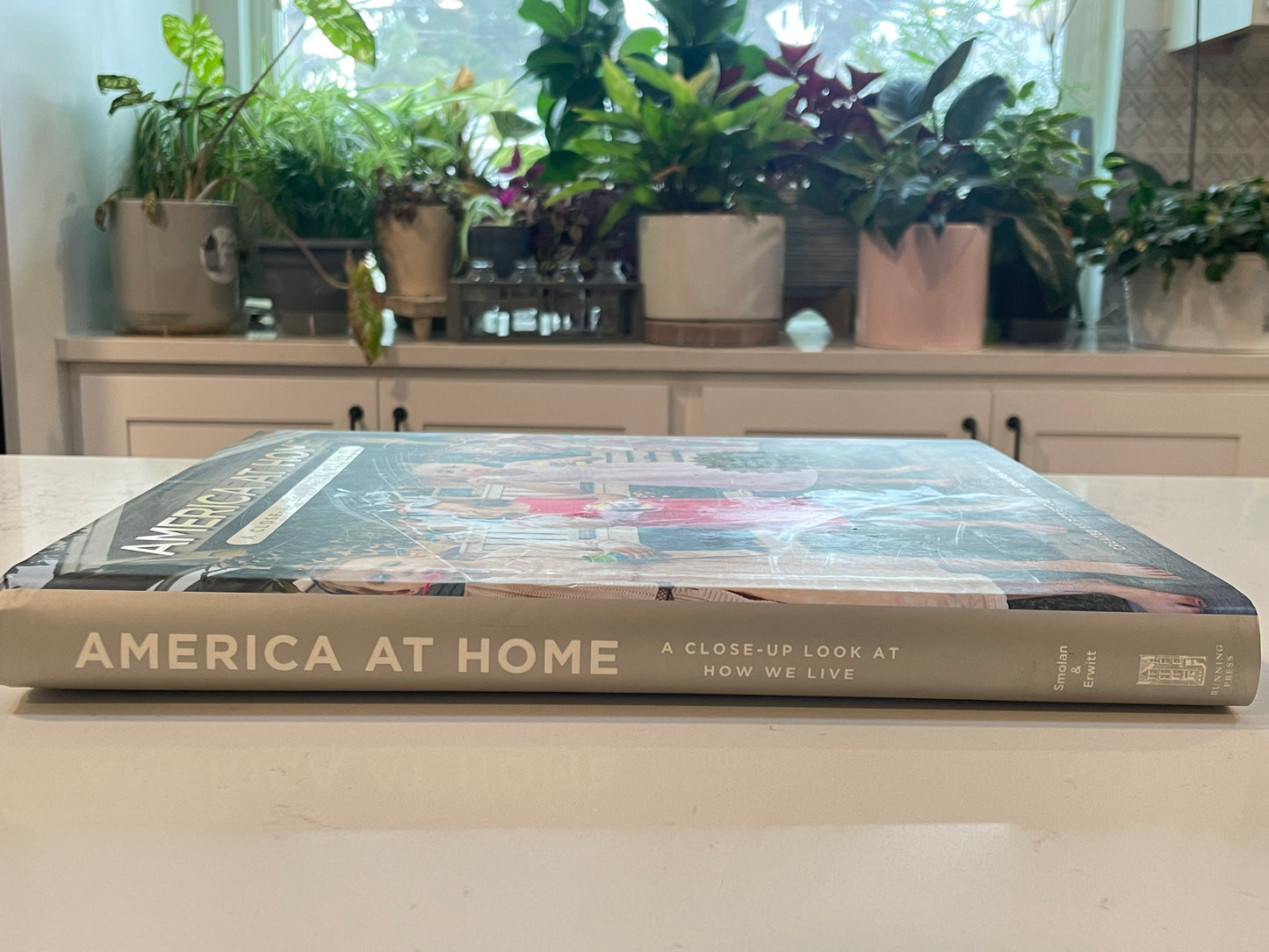 America At Home - A Close-Up Look at How We Live by Rick Smolan & Jennifer Erwitt