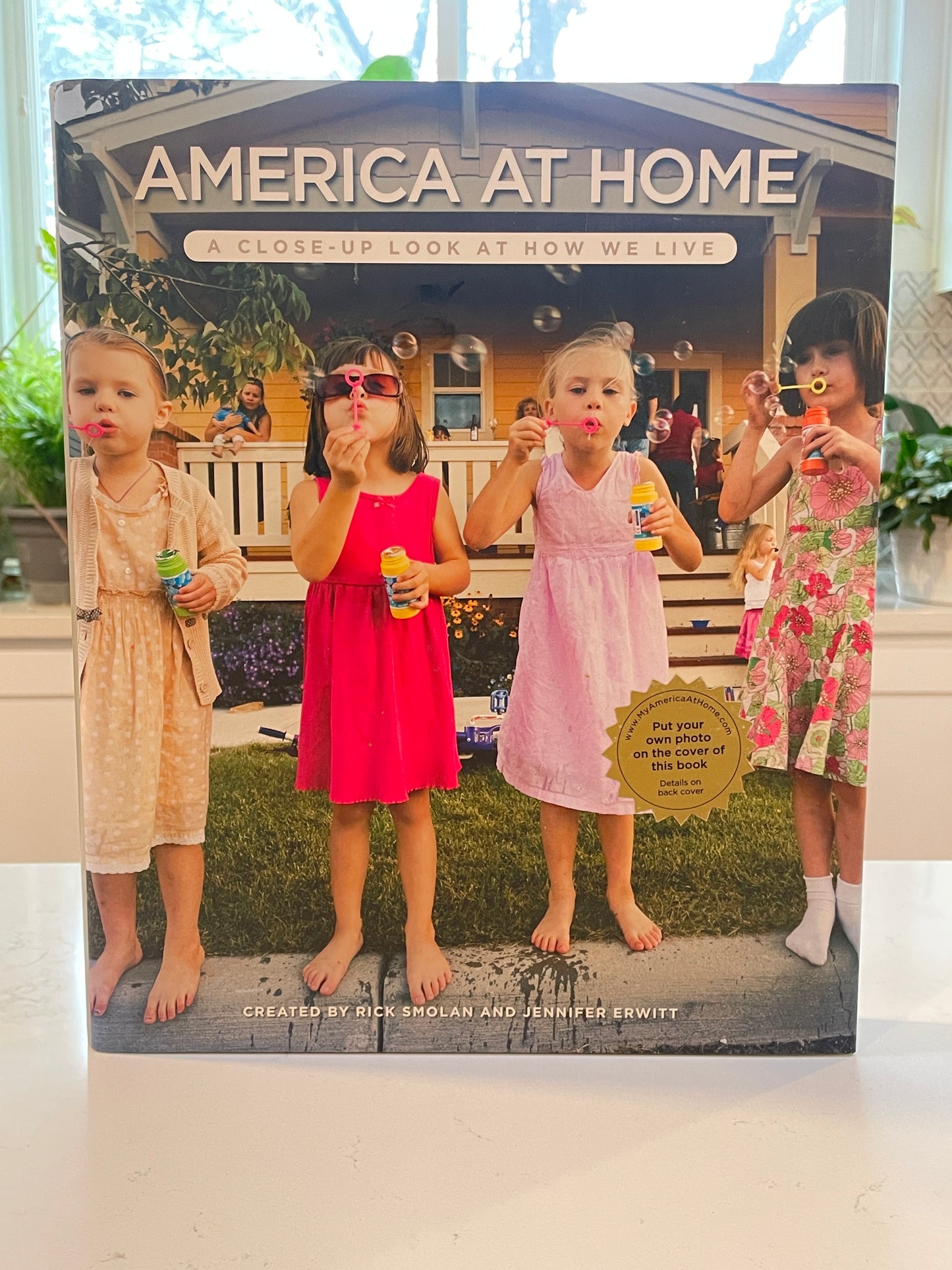 America At Home - A Close-Up Look at How We Live by Rick Smolan & Jennifer Erwitt