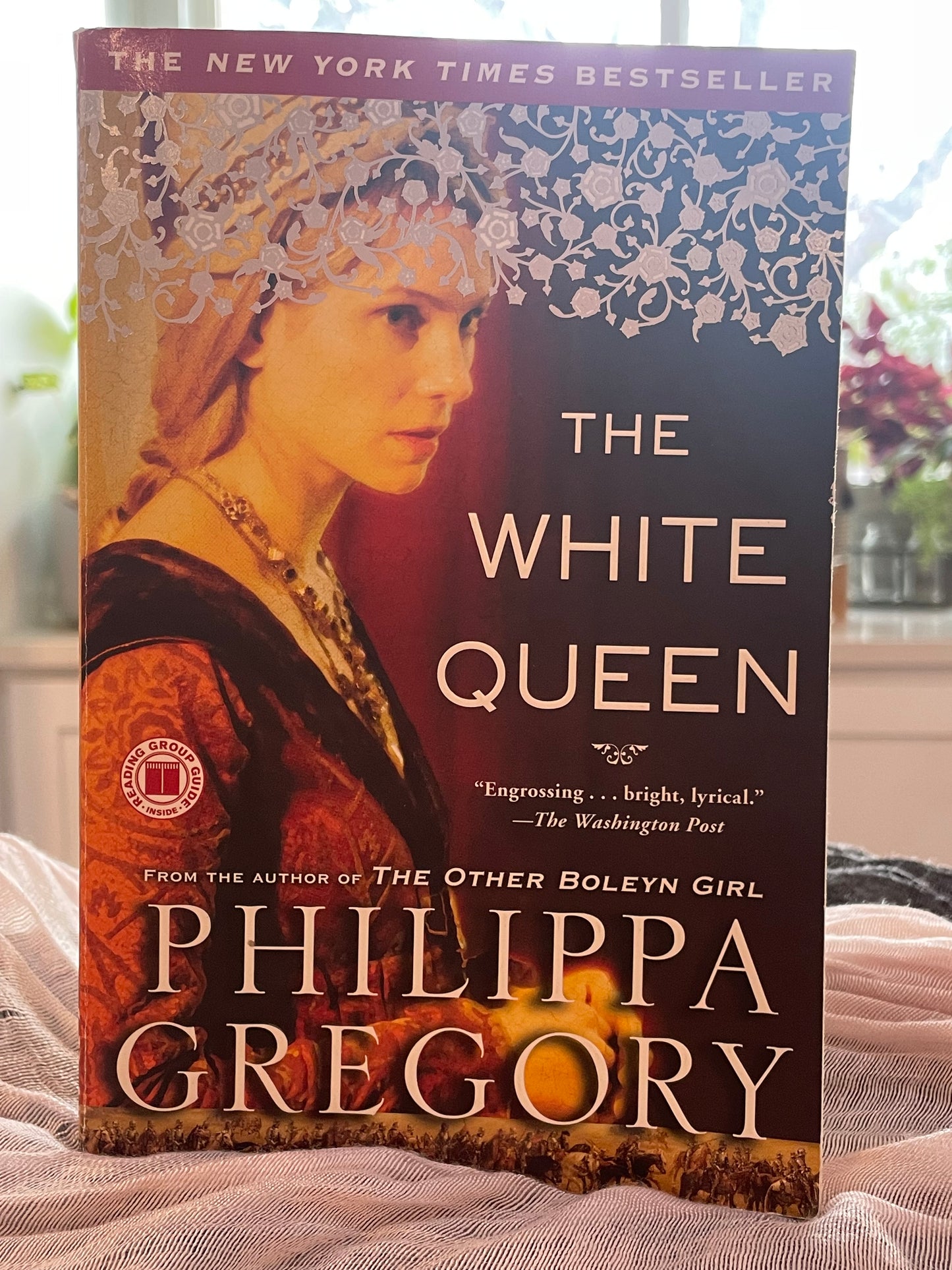 The White Queen (used book)