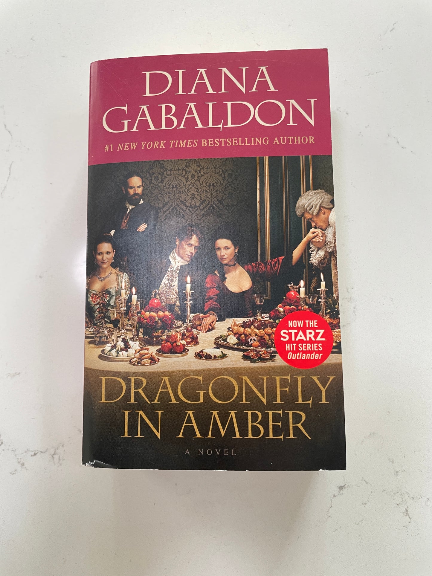 Dragonfly In Amber by Diana Gabaldon (secondhand book)