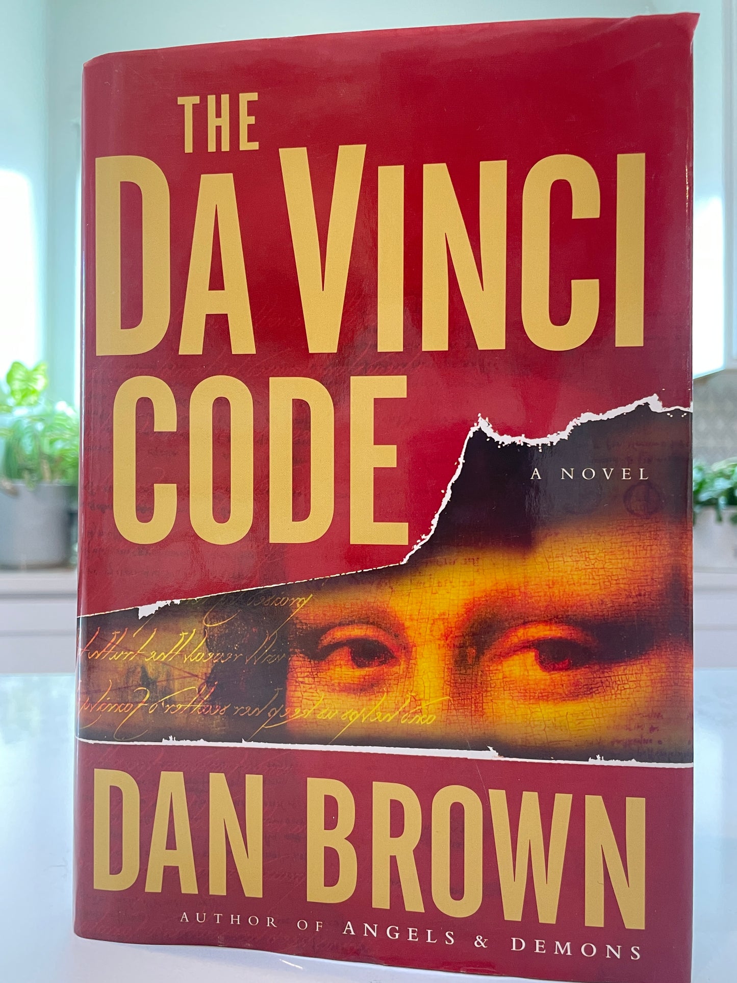 The Da Vinci Code by Dan Brown (used book)