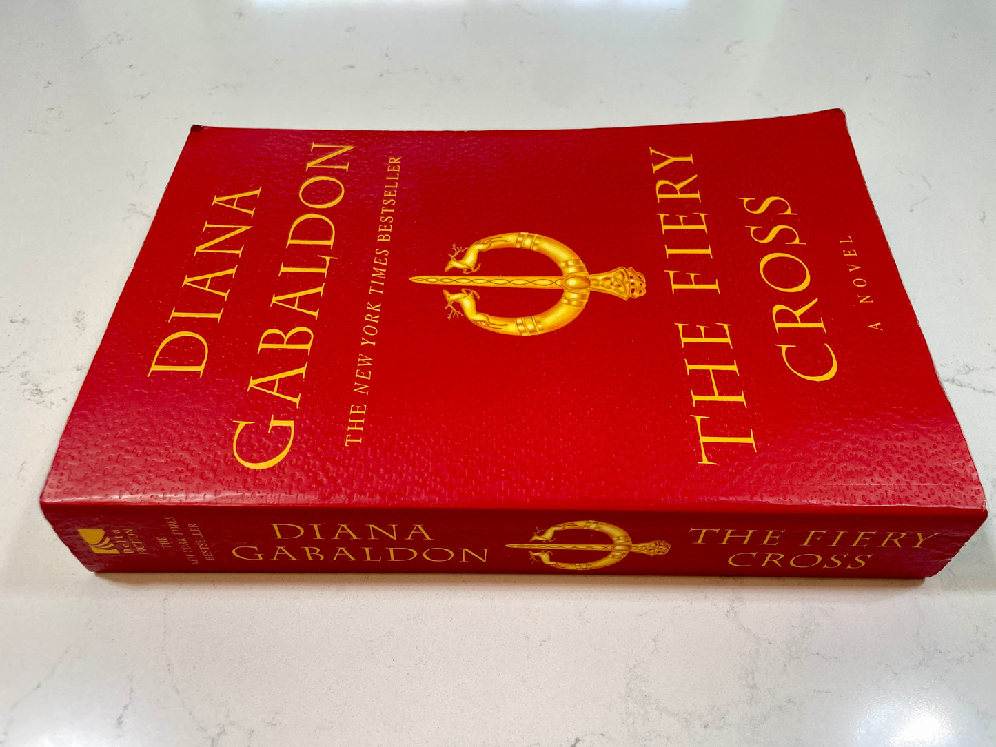 The Fiery Cross (Outlander Series) written by Diana Gabaldon