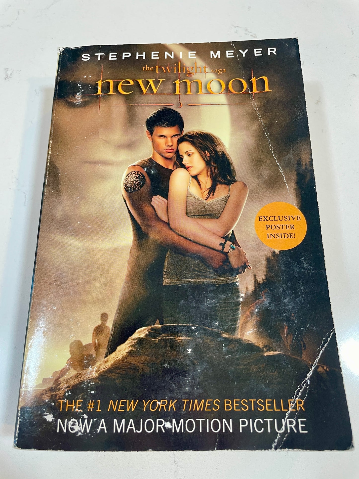 New Moon (Twilight Sage) by Stephenie Meyer