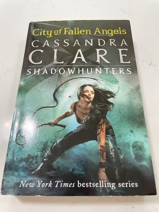 City of Fallen Angels - Shadow Hunters Series by Cassandra Clare (secondhand book)