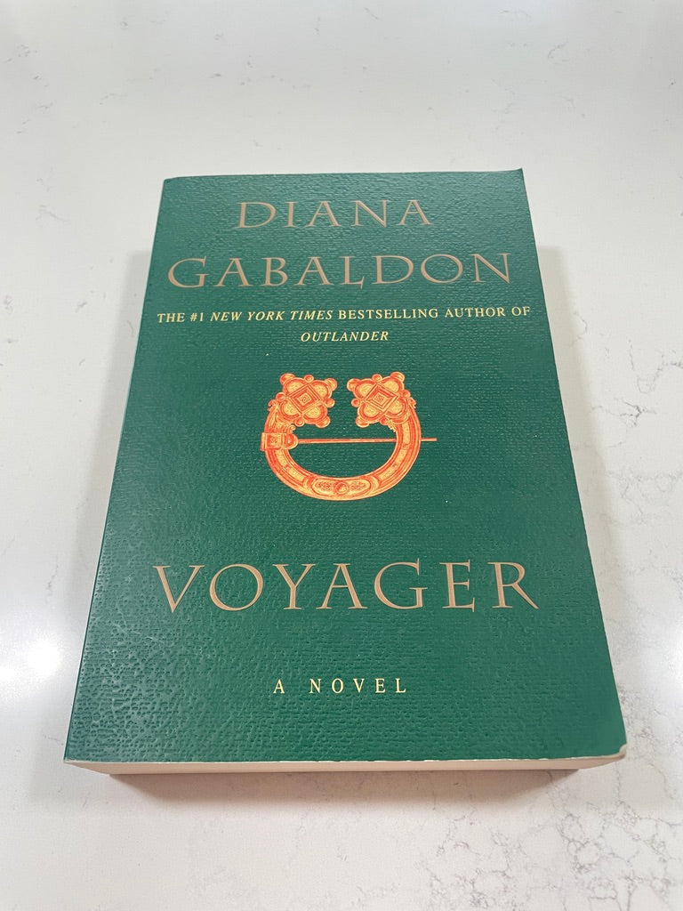 Voyager written by Diana Gabaldon (Outlander Series)