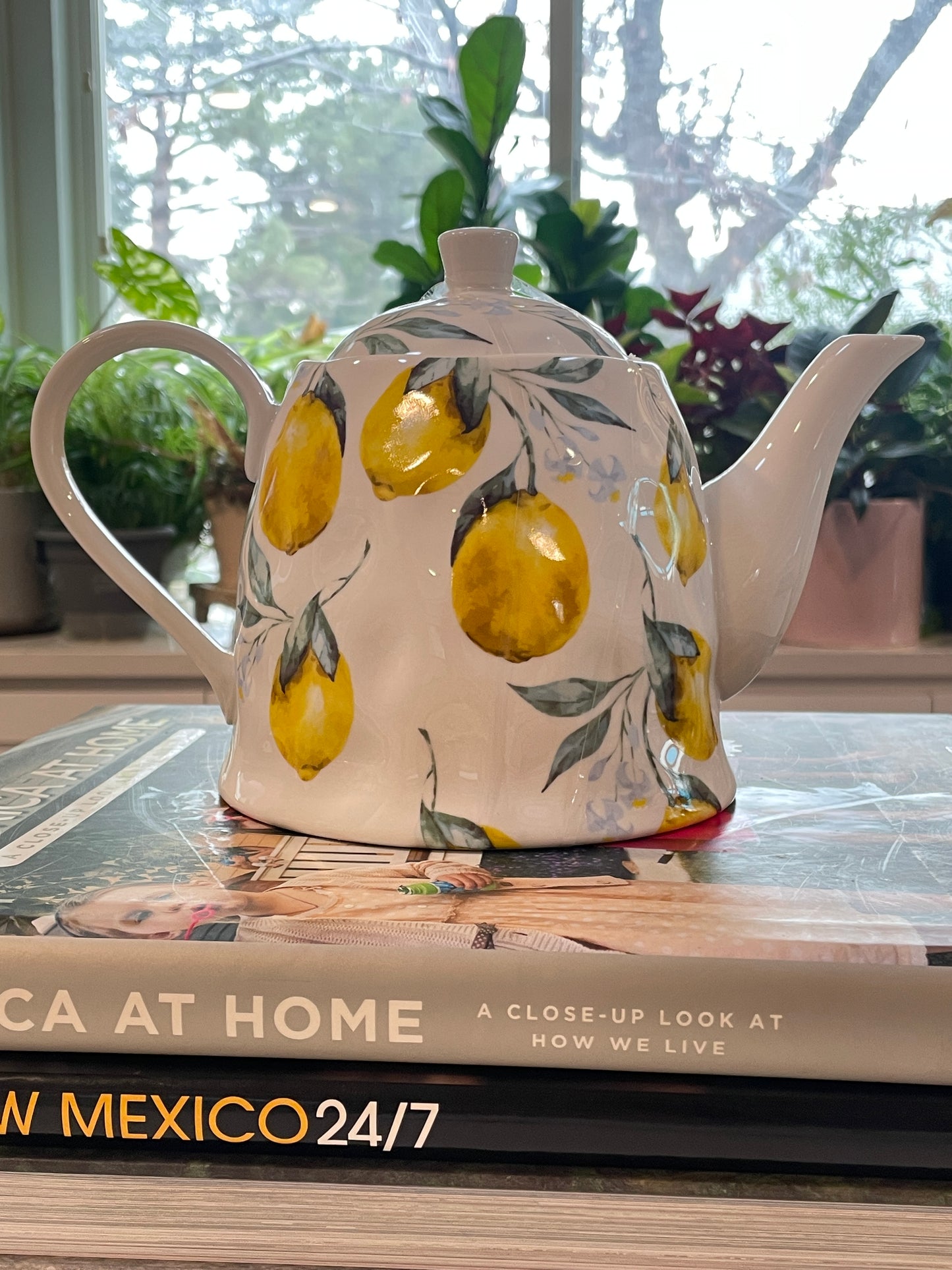 Limoncello Grace Teaware Porcelain Teapot