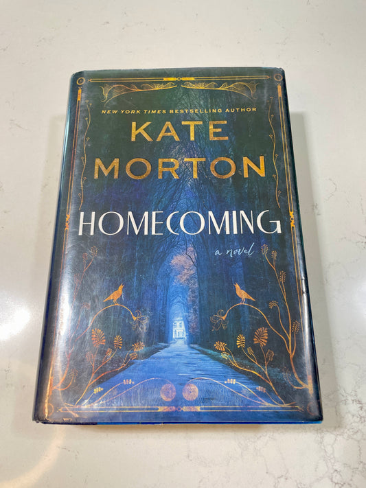 Homecoming written by Kate Morton